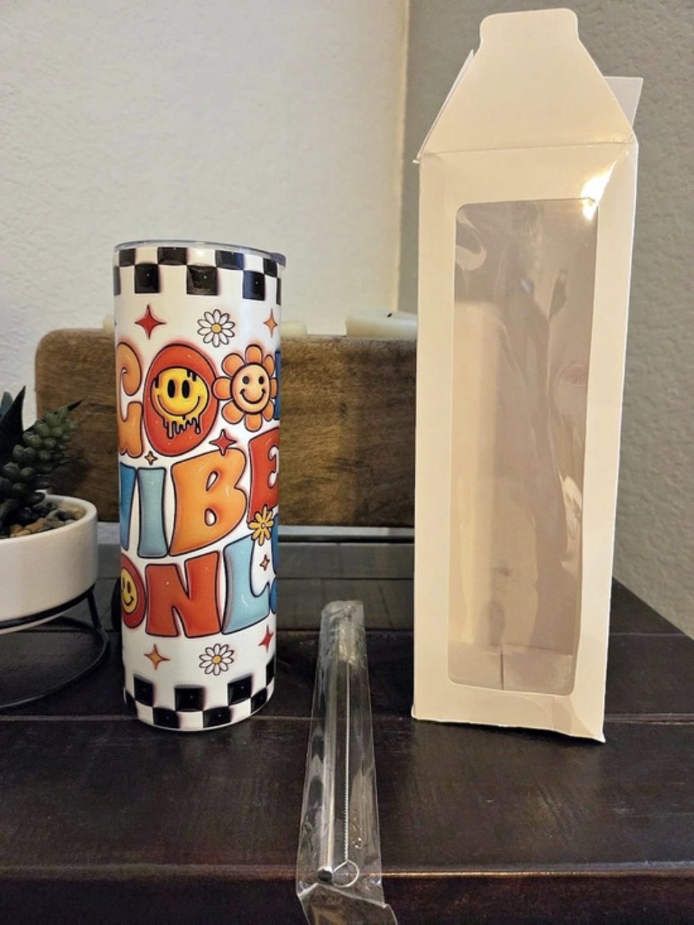 🔥Multicolor & White Tumbler with Box